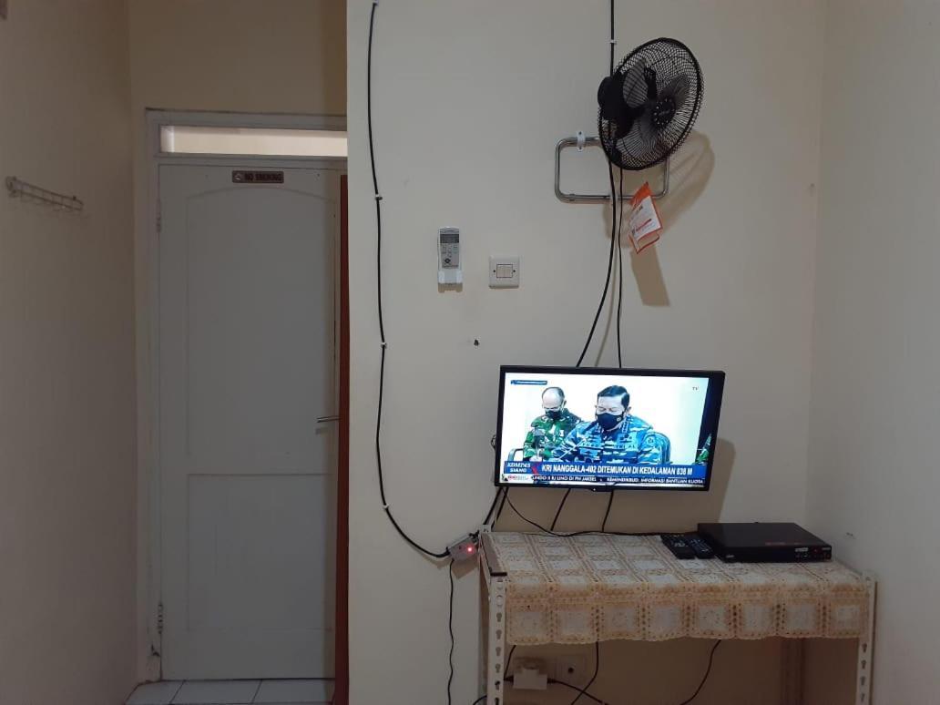 Kost Carmelia Syariah Baranangsiang Bogor Hotel Exterior foto