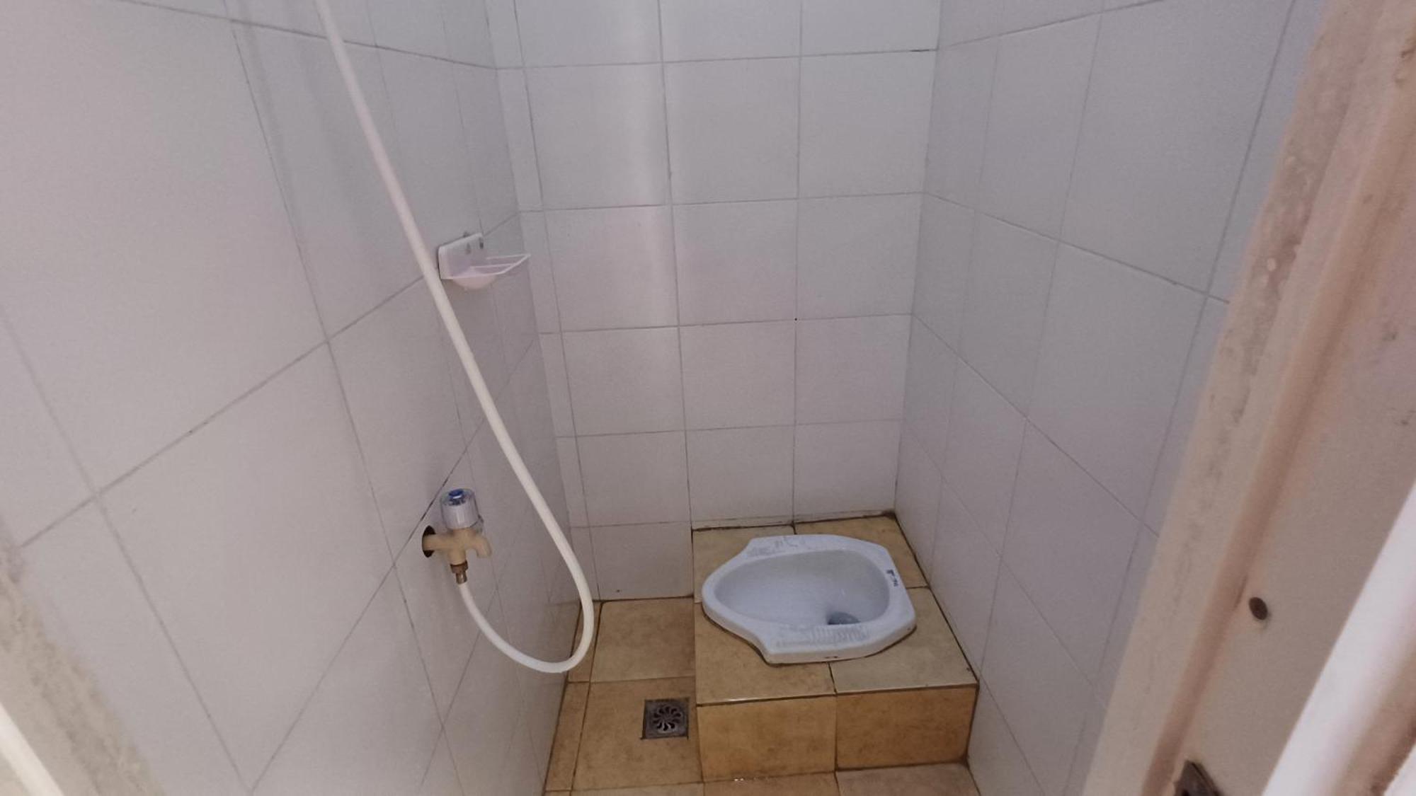 Kost Carmelia Syariah Baranangsiang Bogor Hotel Exterior foto